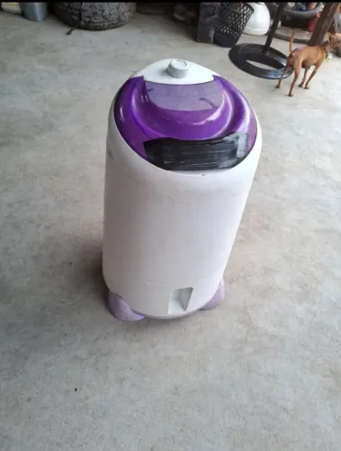 Vendo esta centrífuga 20 kilos em perfeito estado nao troco sou de Porto Velho 