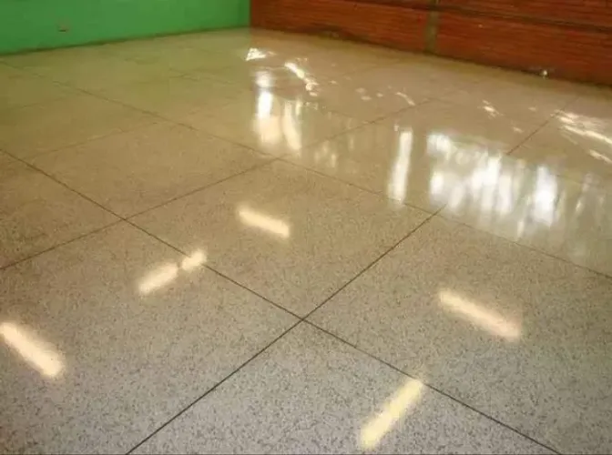 Pisos de granitina
