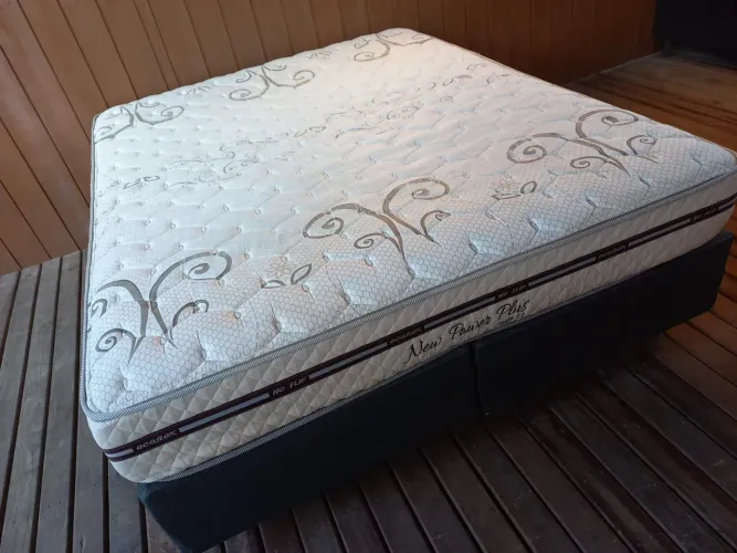 Cama Box queen size