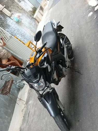 Vendo moto cb250 ano 2020 R$16000 mais detalhes só ligar *56
