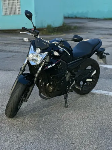 Yamaha XJ6 N 2010