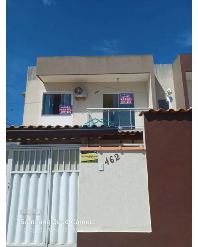 Casa 2 Qts no Jardim Mariléa - Fino Acabamento, Semi-Mobiliada e com Ar Split