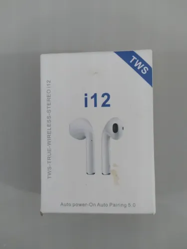 Vende-se fone de ouvido sem fio i12 TW com conexão via Bluetooth