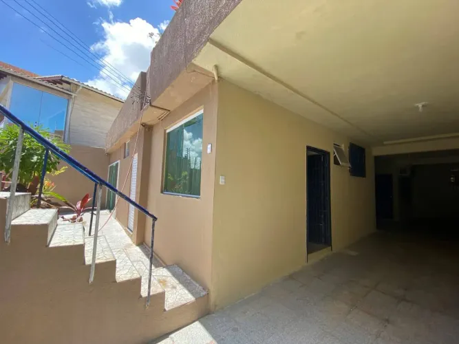 Apartamento tipo Studio climatizado sem cozinha no Bairro de Fátima