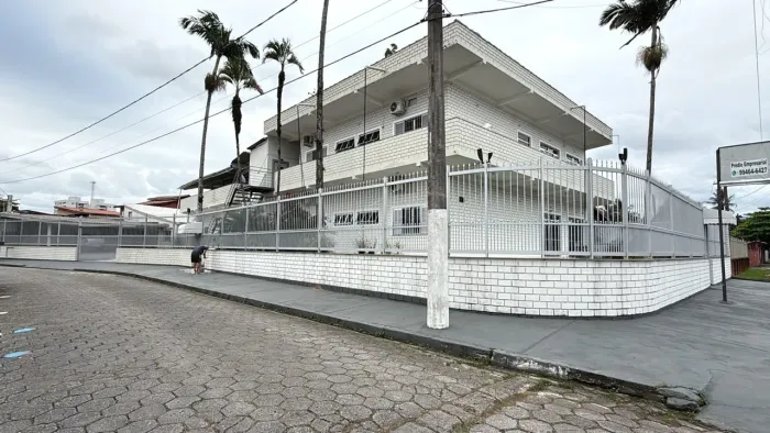 Prédio Empresarial Caraguatatuba 1450m2