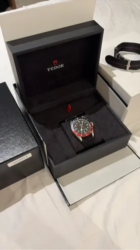 TUDOR BLACKBAY GMT 41