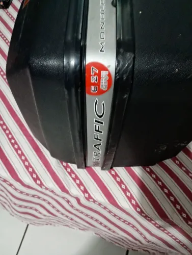 Baú de moto 27 litros givi