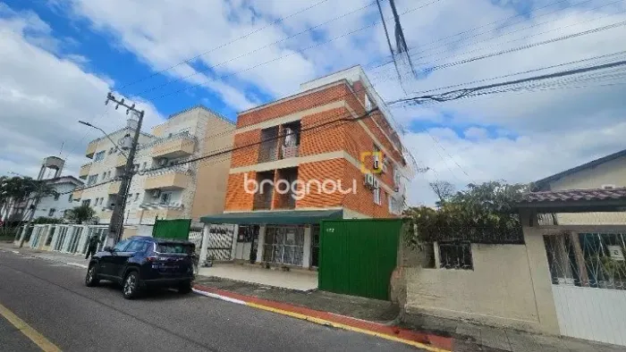 Apartamento de 1 quarto à venda na Praia de Canasvieiras, mobiliado e equipado