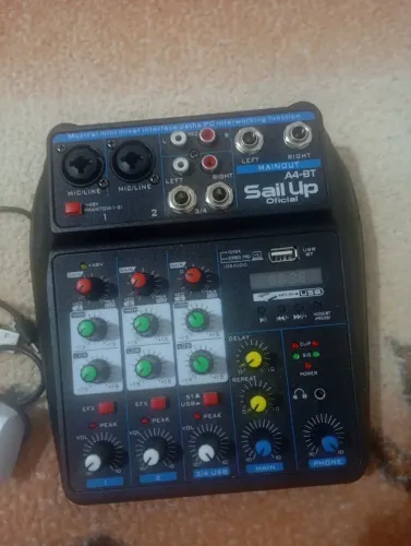 Mesa de som