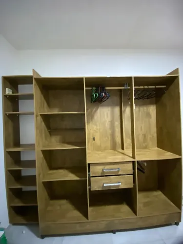 Guarda roupa tipo closet