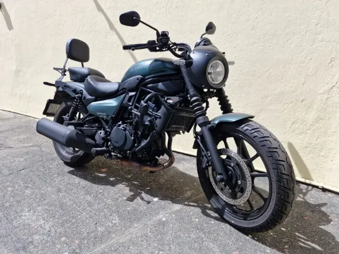 Kawasaki Eliminator 500 SE 25/25 - Semi Nova - Acessorios - Unico Dono