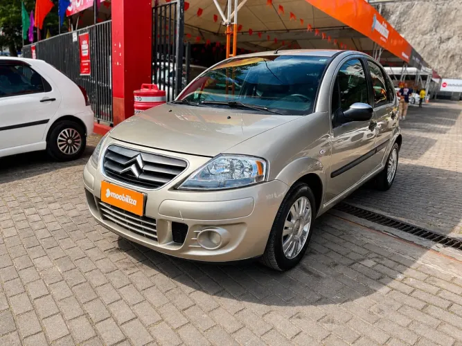 Citroen C3 GLX 1.4/ GLX Sonora 1.4 Flex 8V 5P 2011