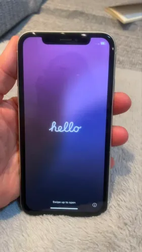 iPhone XR 64gb leia o anúncio