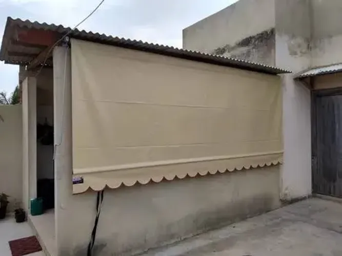 Toldo em policarbonato e lona