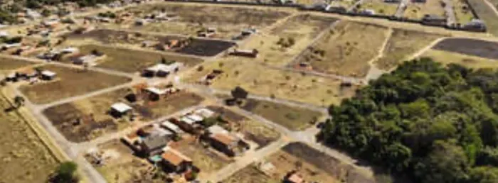 Vendo lote comercial no parque Paranaíba - Aragoiânia - GO escriturado