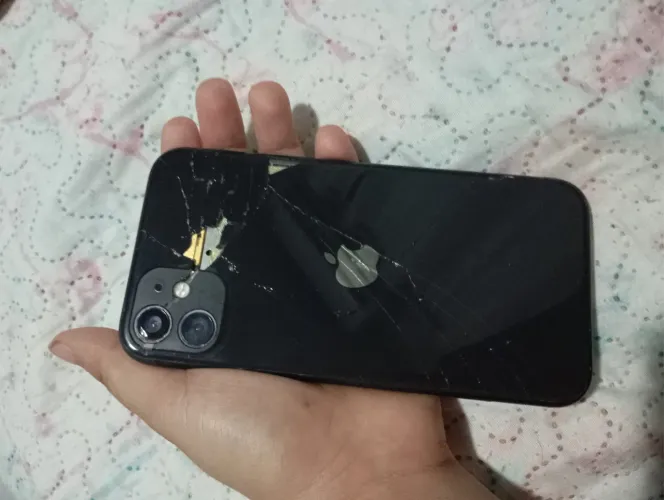 iPhone 11