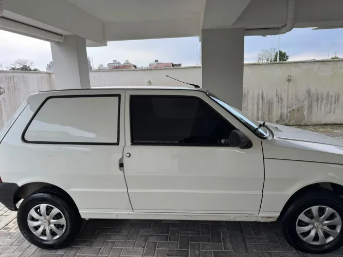 Fiat Uno Furgão 1.3 MPI Fire/ Fire Flex 8V 2012
