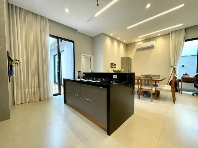 Belvedere 2 - Casa Térrea com Energia  Solar planejados 3 suítes