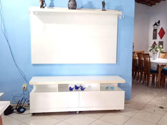 Rack com painel para TV - branco (ótimo estado)