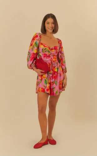 Vestido curto em linho farm.