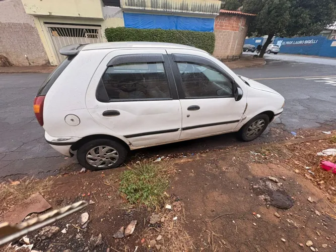 Fiat Palio 1.6 MPI 16V 4P 1998