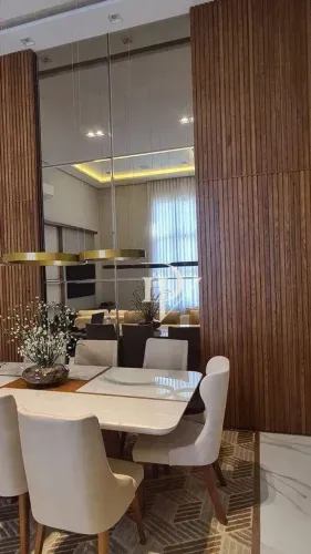 Casa em Condomínio em Indaiatuba - com 3 dormitórios à venda, 300 m² de área total por R$ 
