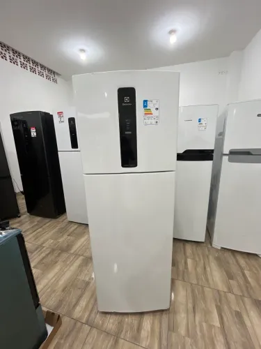 GELADEIRA FROST FREE ELECTROLUX 390 LITROS MOSTRUÁRIO 127 VOLTS