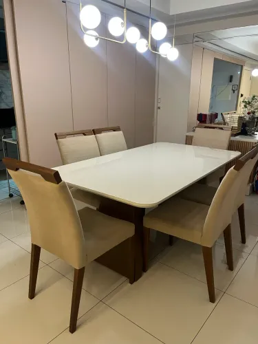 Mesa de Jantar 6 Lugares - Laca, Vidro e Madeira - 1,80 x 1,00m