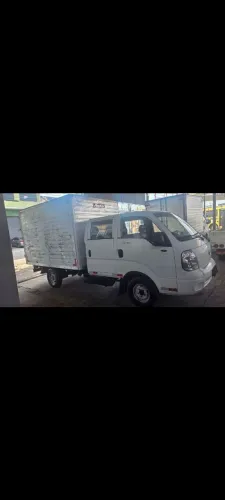 Kia Motors Bongo K-2700 2.7 4x2/4x4 Diesel 2011