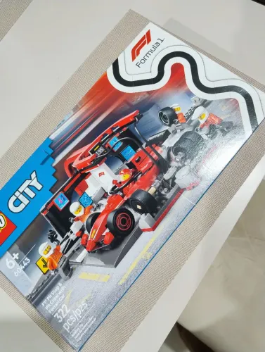 VENDO LEGO F1 PIT STOP