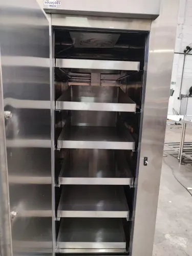 Mini Câmara Refrigerada 1300L para Estoque de Frios e Laticínios