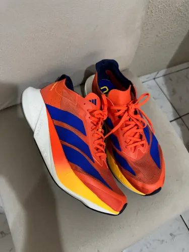 Tênis Adidas Adizero
