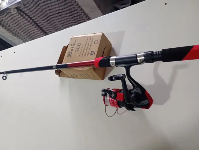 Vara de pesca ? 1.80 metro Nova 