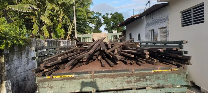 Vendo Ou Troco fecho de barrote por algo do meu interesse 