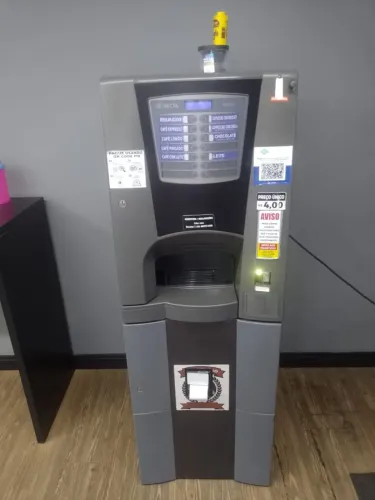 Vendo máquina de café espresso com caputino chocolate