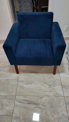 Belíssima poltrona designer luxo