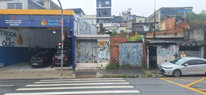 TERRENO 230m² -  Av. Vereador João de Luca