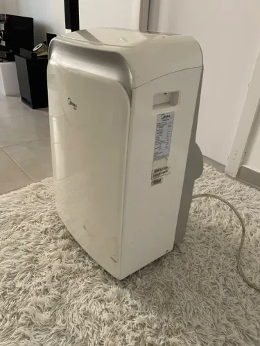 Ar Condicionado Portátil MIDEA 12.000 BTus