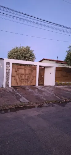 Alugo Casa na 804 sul (ARSE 81)