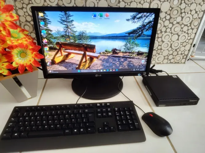 PC Lenovo Thinkcentre i5 10° Geração 8gb SSD 256Gb Win10 Completo(Aceito cartão)