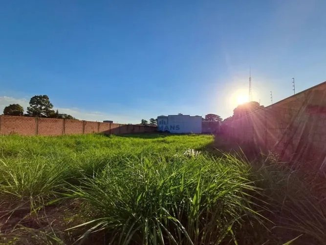 Terreno para locação no bairro Recanto dos Universitários em Rio das Pedras/SP