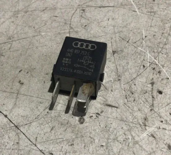 Rele Bomba Combustível Audi Golf Jetta - 4h0951253a 