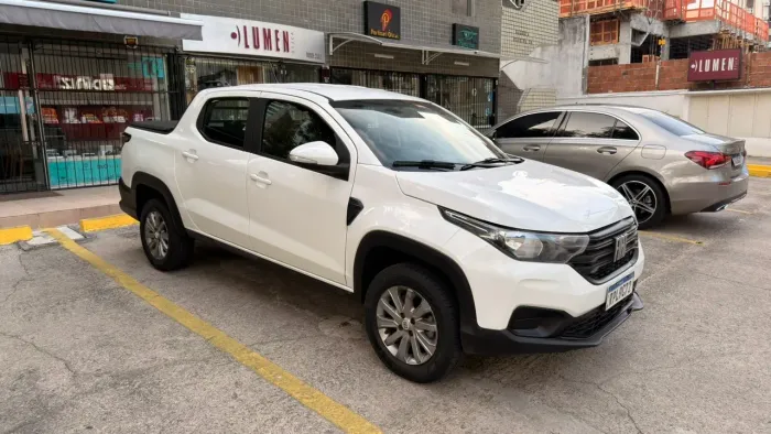 Fiat Strada Freedom 1.3 Flex 8V CD 2023