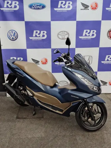 Honda PCX 169 DLX ABS 24