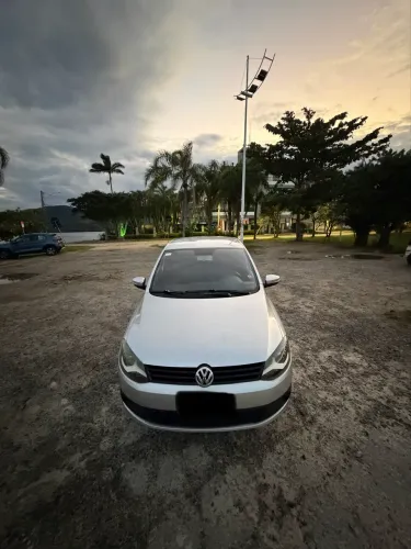 Volkswagen Fox 1.6 MI I Motion Total Flex 8V 5P 2014