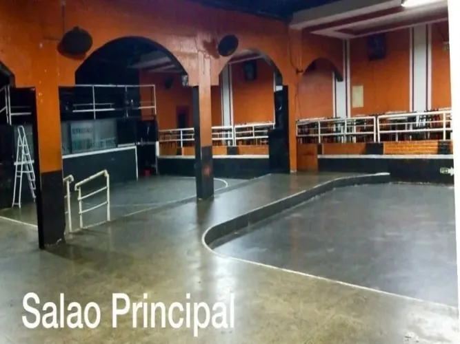 Salão para Locação no Centro de Sorocaba com 4 Banheiros