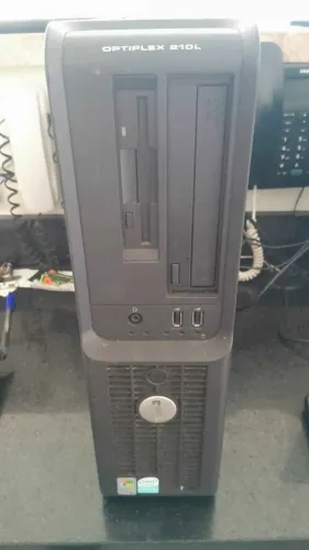 Cpu Dell 2GB RAM HD 111GB Windows 7 (PRECISA FORMATAR)