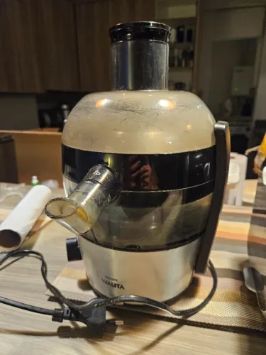 Centrifuga de frutas Walita