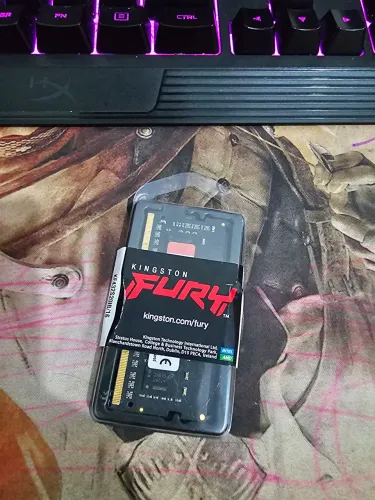 Memória RAM kingston fury ddr4 16gb 3200mhz para Notebook.