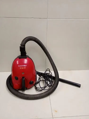 Aspirador Eletrolux DV0052